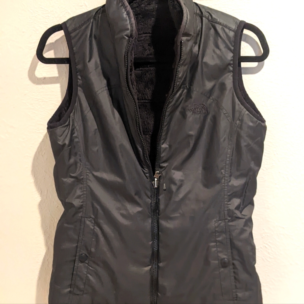 North Face women's Ridgeline soft shell vest